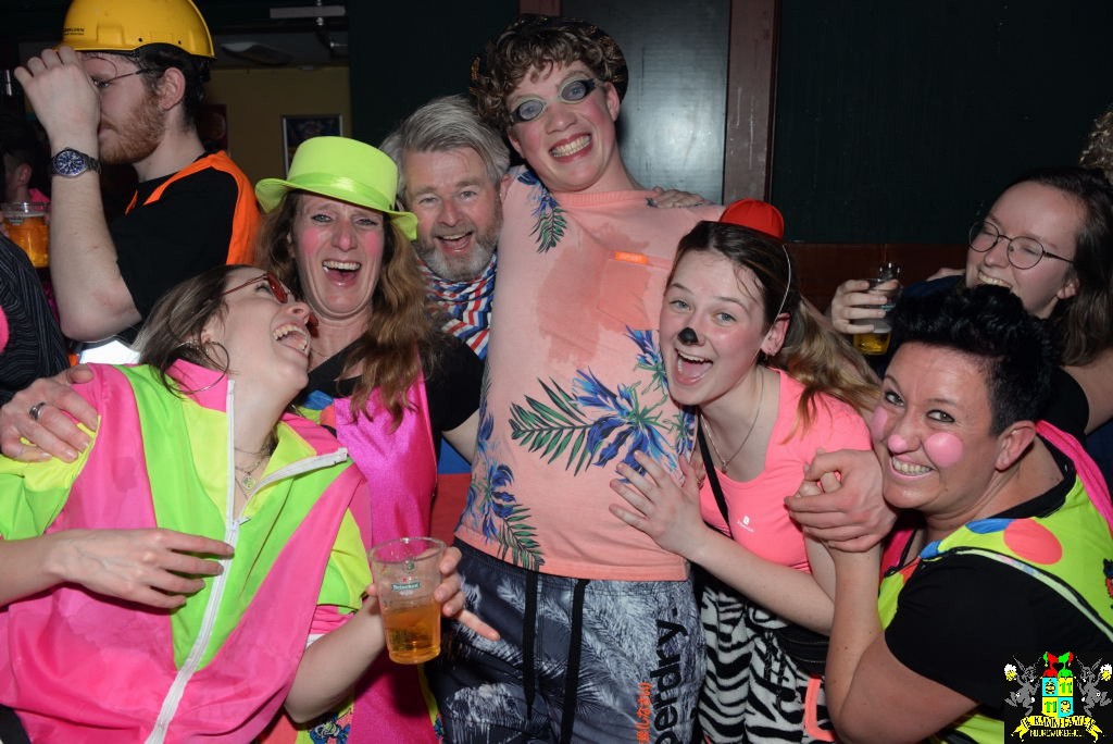 ../Images/Carnavals maandagavond in VdG 212.jpg